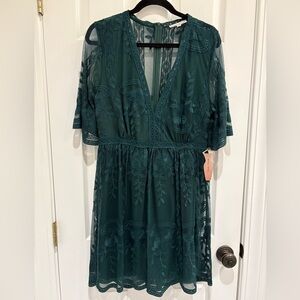 Haute Monde Deep Green Lace Midi Dress